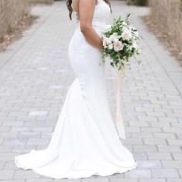 ✨Pronovias Wedding Dress • Atelier 2016 Collection ✨ - Picture 10 of 16